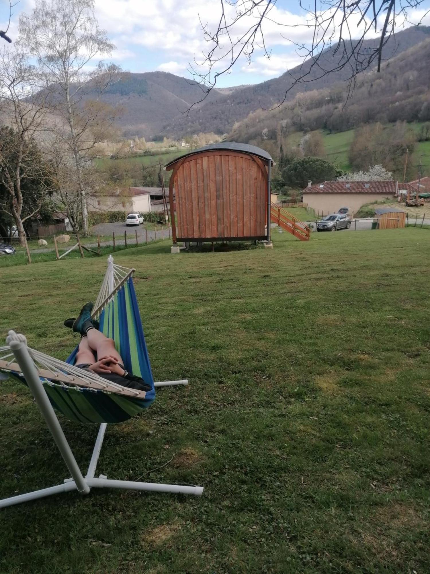 Gite Cabane Insolite Pyrenees Sauveterre-de-Comminges ภายนอก รูปภาพ